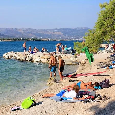 Apartamento With Parking Space Mastrinka, Ciovo - 4324