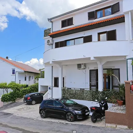 Διαμέρισμα With Parking Space Mastrinka, Ciovo - 4324