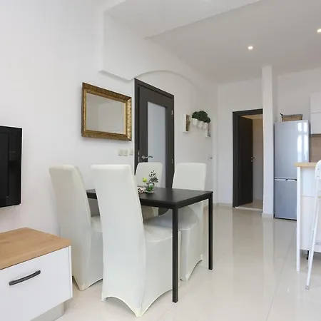 With A Parking Space Mastrinka, Ciovo - 4324 Apartment Trogir