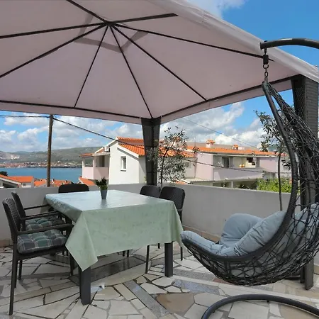 With A Parking Space Mastrinka, Ciovo - 4324 Apartment