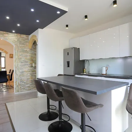 With Parking Space Mastrinka, Ciovo - 4324 Διαμέρισμα