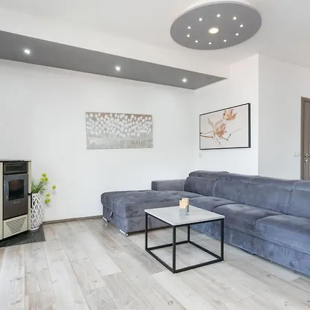 With A Parking Space Mastrinka, Ciovo - 4324 Apartment *